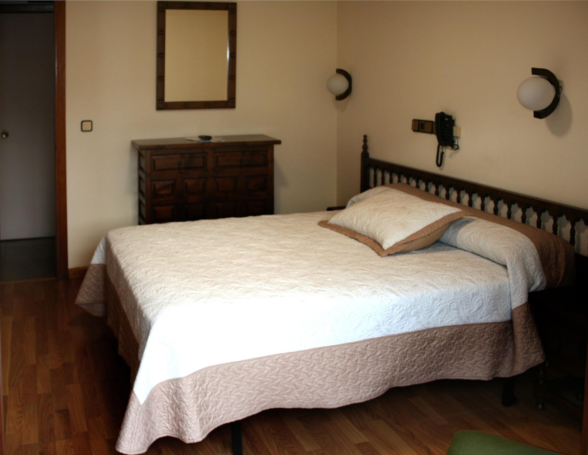 Hotel Virgen De Covadonga Onís Eksteriør bilde